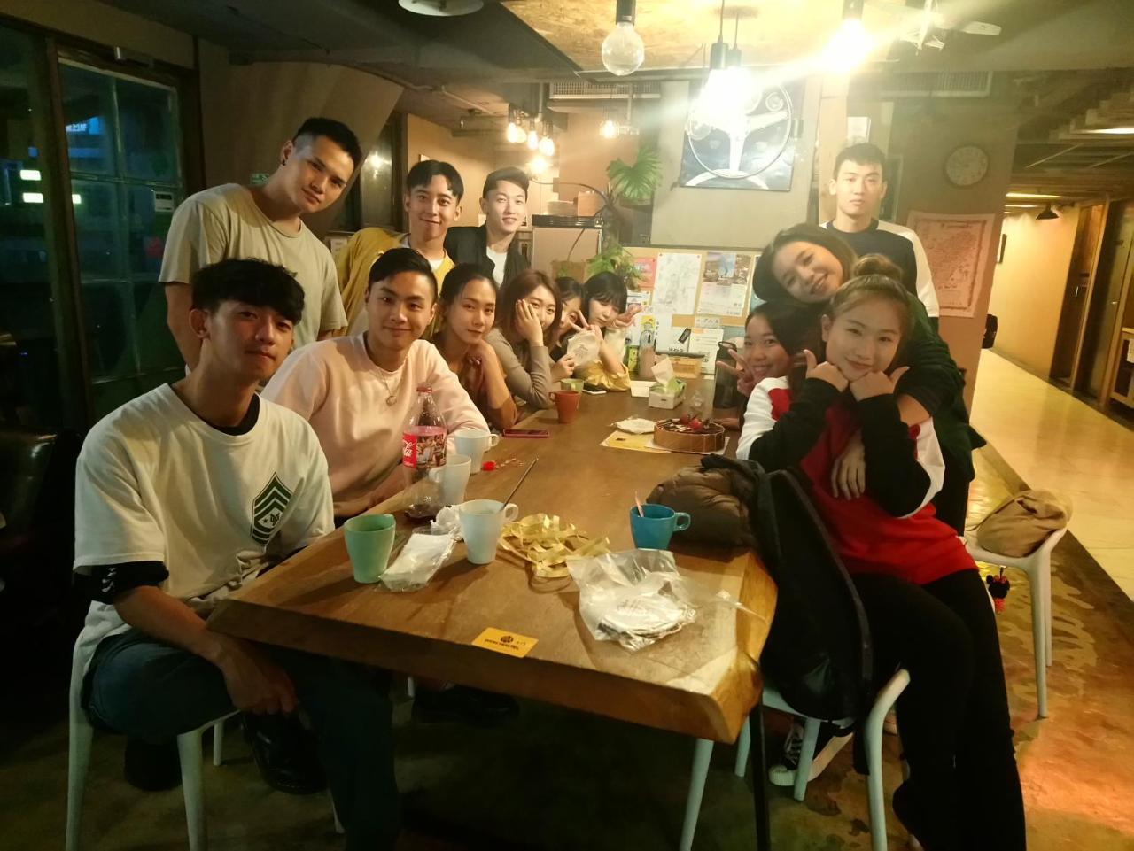 Ximen Wow Hostel Taipei Luaran gambar